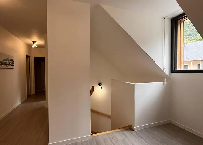 Duplex Pour 8 Pers, 3 Parkings, Proche Centre - Fr-1-234-323 *